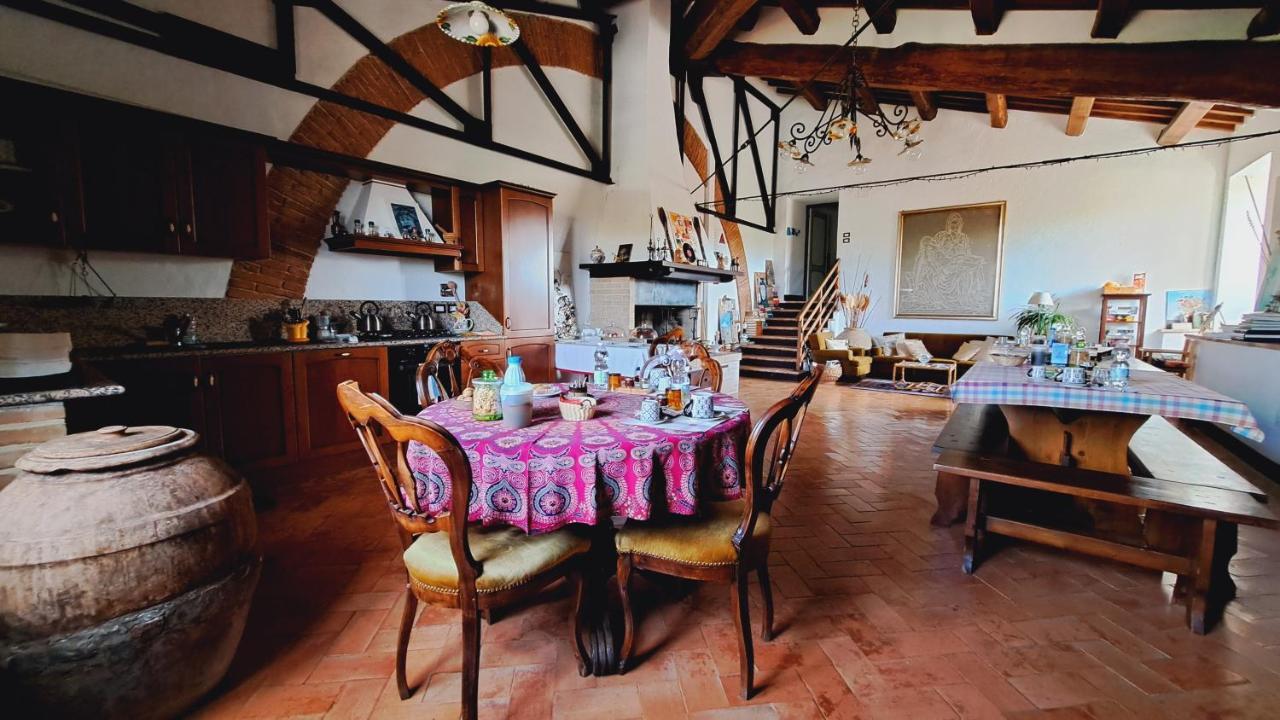 Agriturismo Abbazia Sette Frati A Casa Di Sara Pietrafitta  Eksteriør bilde